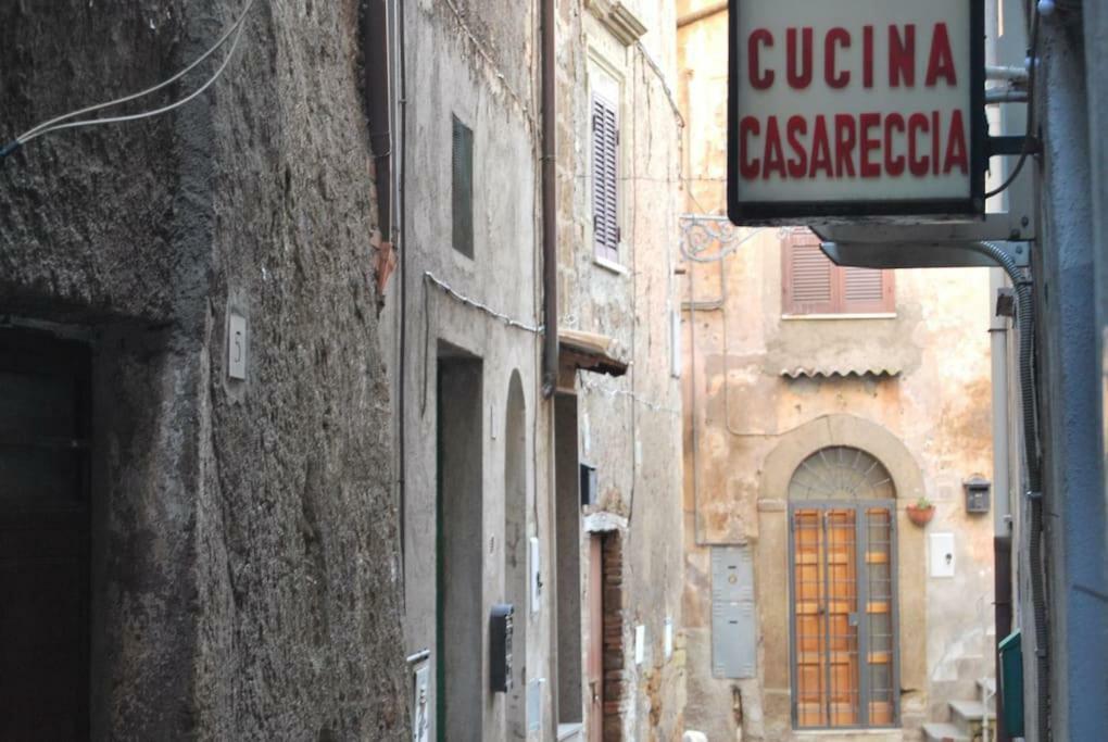 Centralissima Maison Di San Francesco, Unica E Accogliente! Sutri Esterno foto