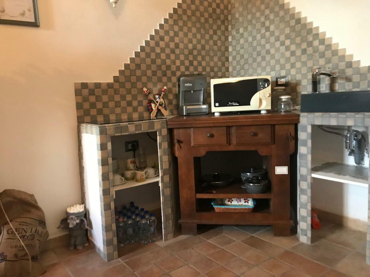 Centralissima Maison Di San Francesco, Unica E Accogliente! Sutri Esterno foto